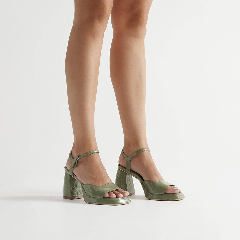 Eva heel Patent Olive - Image 3